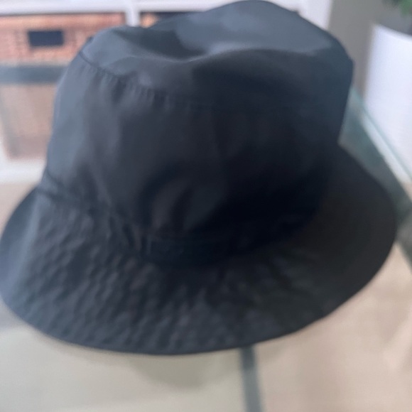 GANNI Black Sateen Bucket Hat - Picture 4 of 5